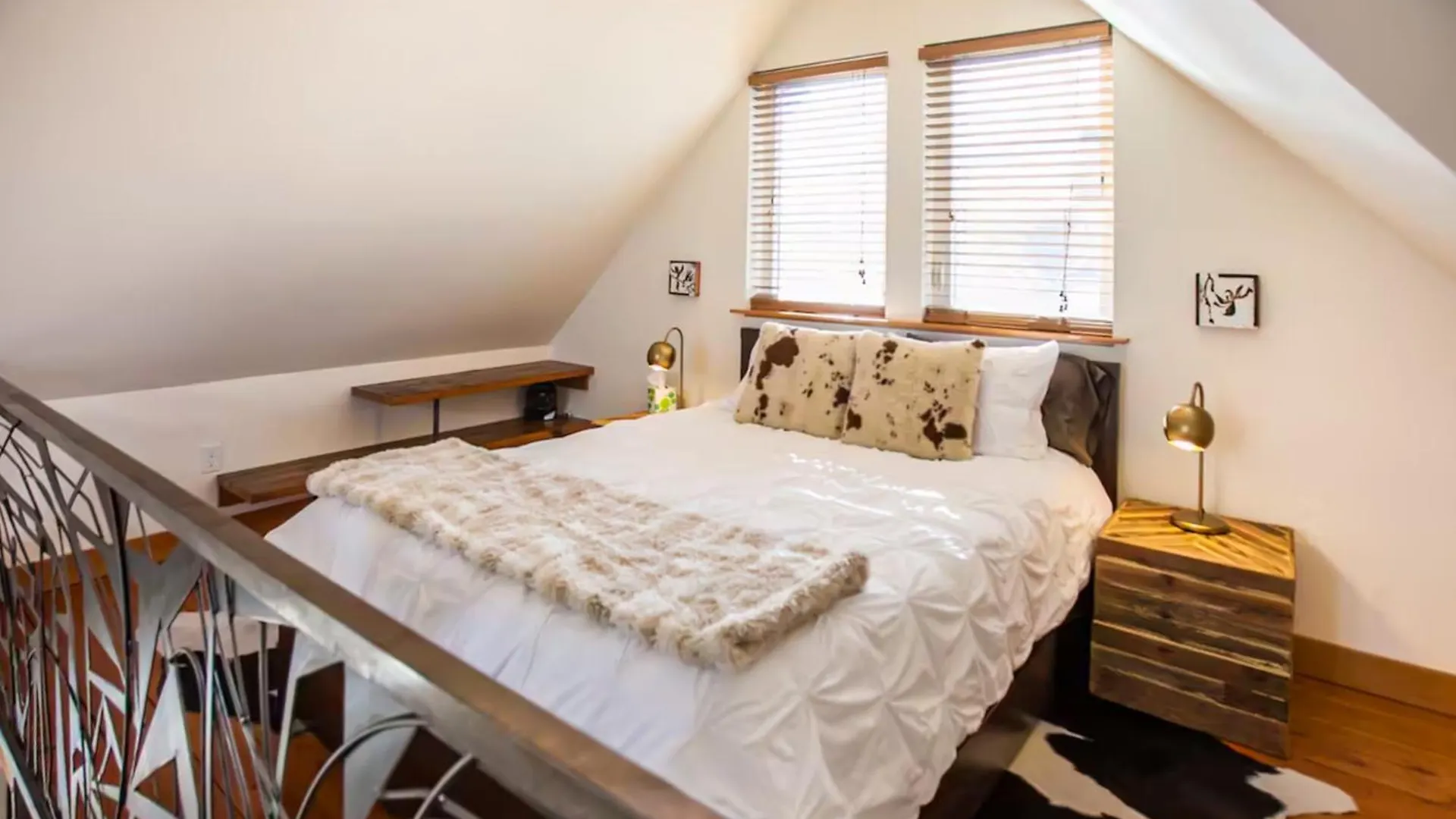 Lemon Door Micro-Loft Hotel Portland
